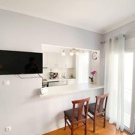 6Th Floor Apartment In Victoria Square Athene Buitenkant foto